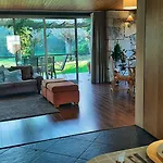 Βίλα Beautiful In With Pool And Garden Póvoa de Lanhoso
