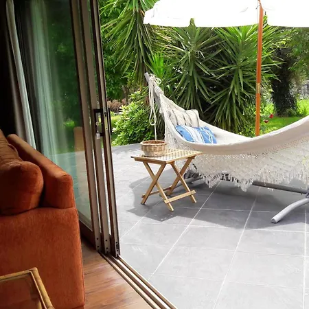 Beautiful In With Pool And Garden Villa *