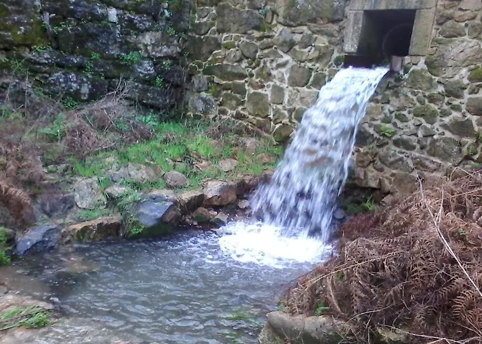 Beautiful In With Pool And Garden Vila *