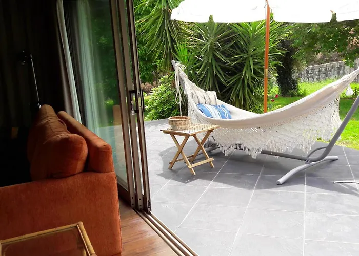 Beautiful In With Pool And Garden Vila *