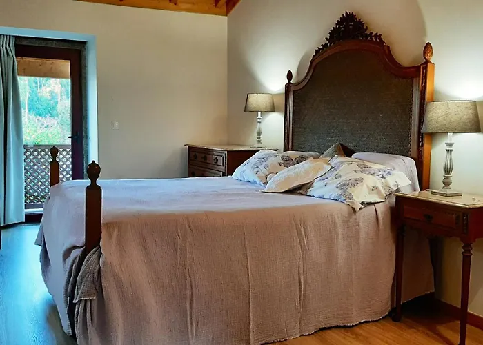 Vila Beautiful In With Pool And Garden