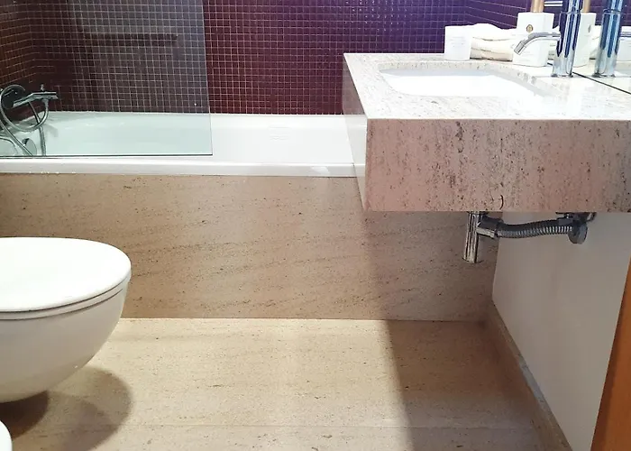 Villa Beautiful In With Pool And Garden *